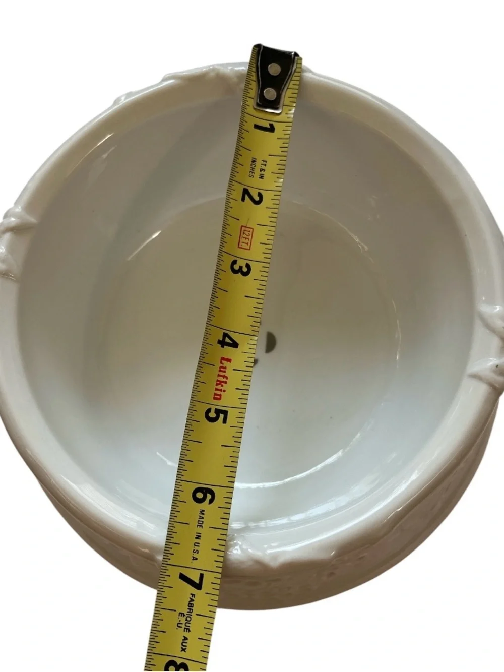 Oscar de la Renta White Embossed Floral Ceramic Pet Dog Bowl